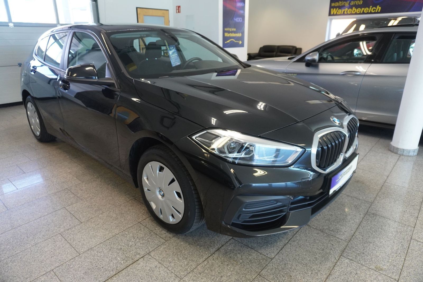 BMW 116 d Aut. LED/Virtual/Navi imagem 2