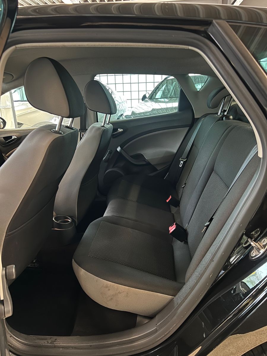 Fahrzeugabbildung SEAT Ibiza Style *NAVI * SITZHEIZUNG *KLIMAAUTOMATIK*