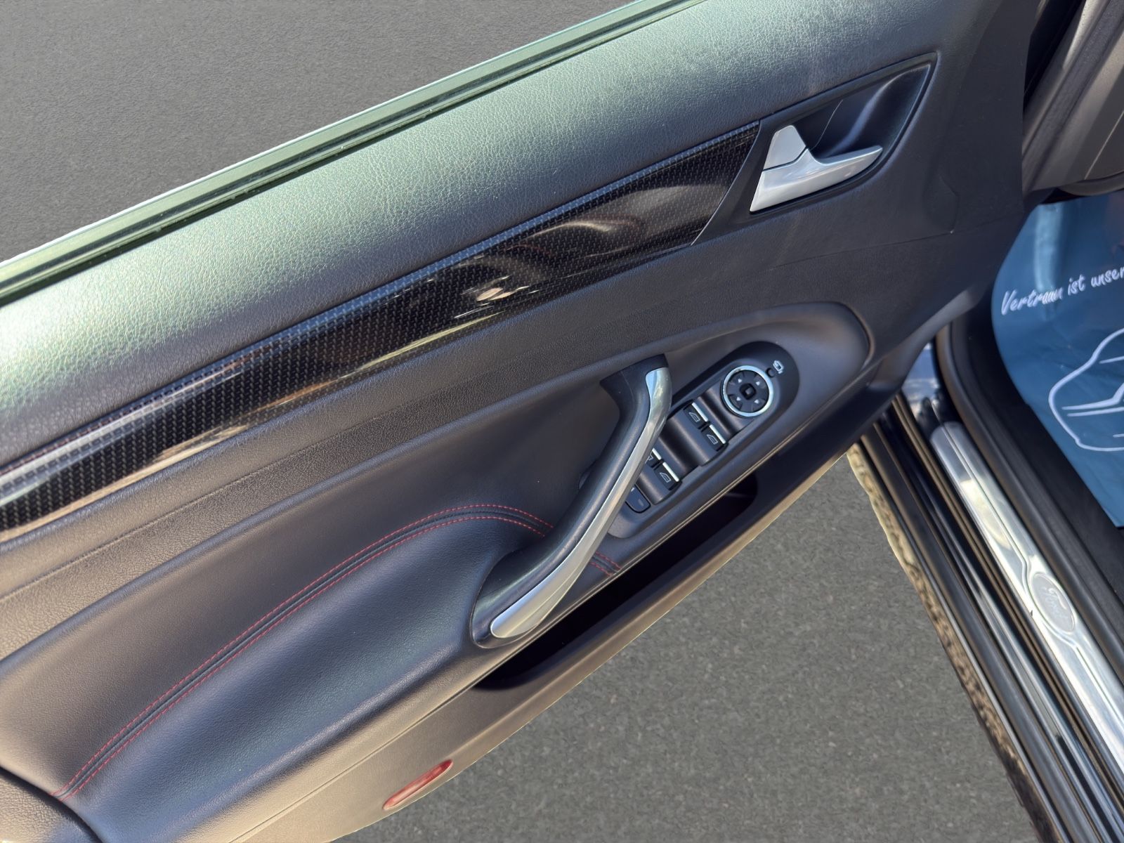 Fahrzeugabbildung Ford Mondeo Titanium S/TÜVNEU/Schiebedach