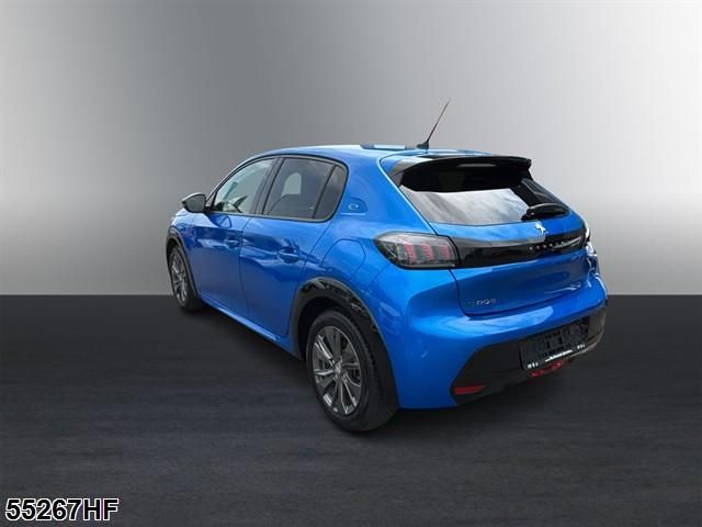 Fahrzeugabbildung Peugeot e-208 Allure CARPLAY+LED+KAMERA