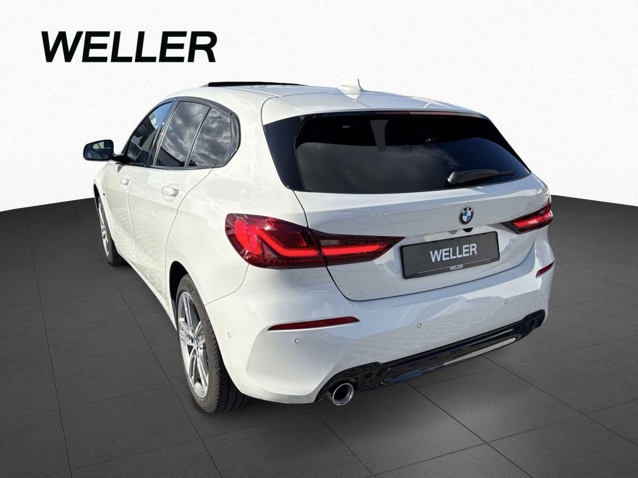 BMW 118i Sport Line adptLED Pano AHK Kamera GrTank