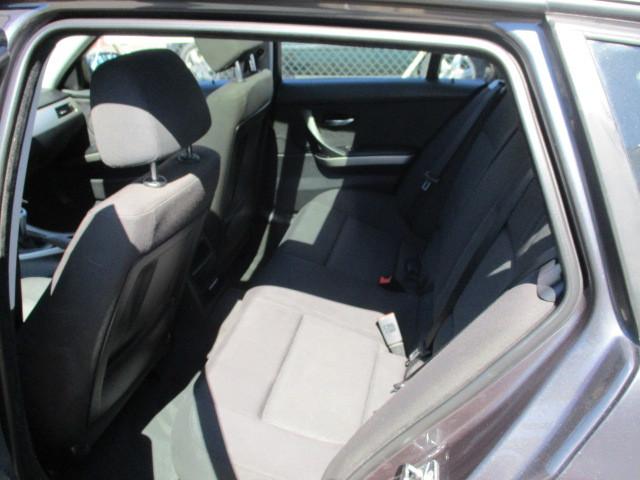 BMW 320 2006 — photo 9