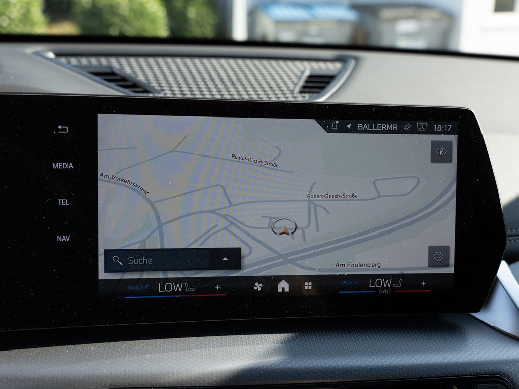 BMW X1 xDrive30e M-Sport PANO AHK HUD 360° LED ACC foto 18