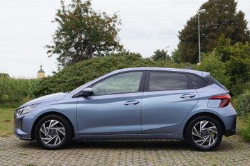 Hyundai i20 1.2 KLIMAAUTOMATIK-ALU16-NAVI-KAMERA-SHZG-