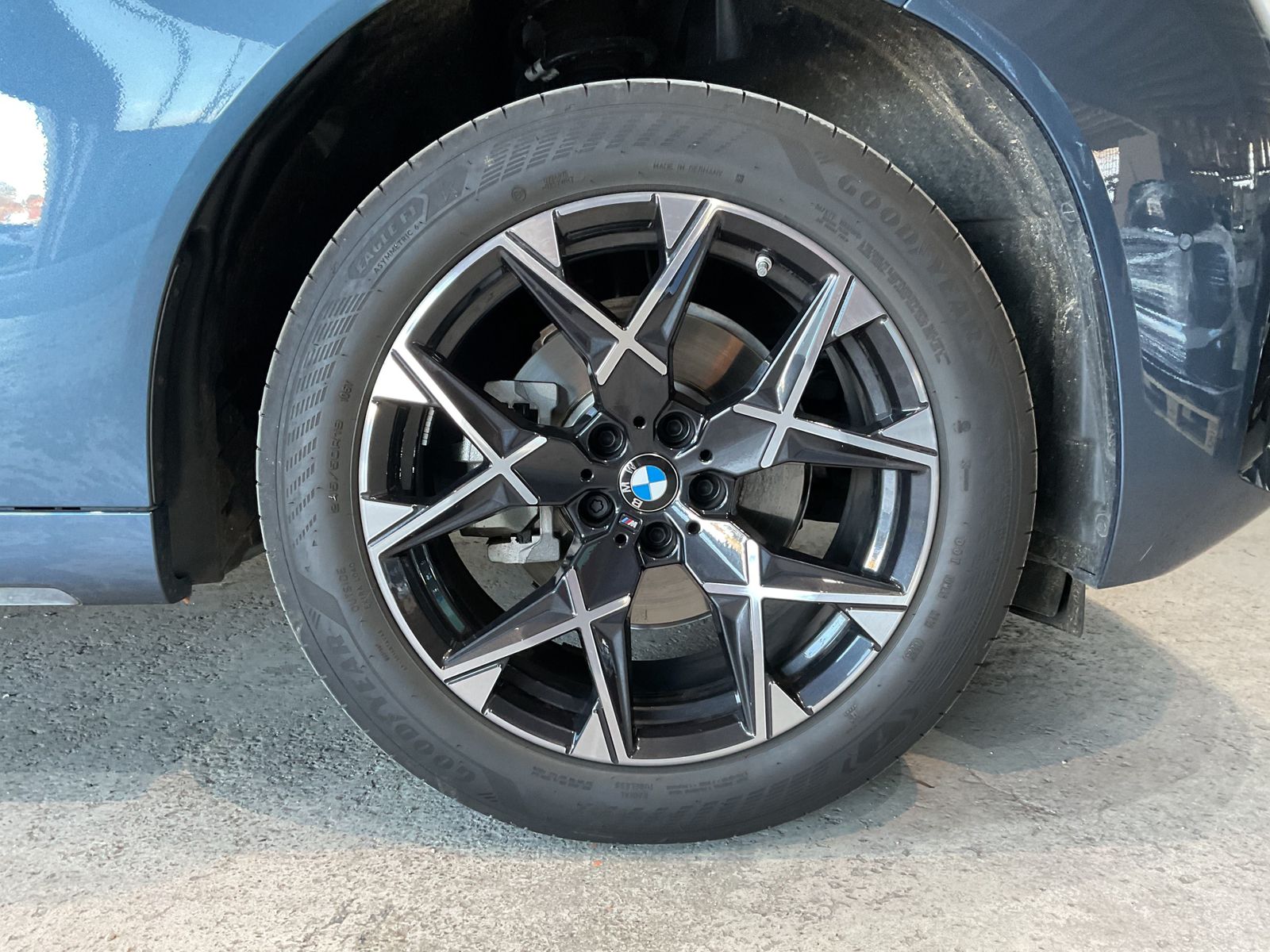Fahrzeugeinzelansicht 16 Fahrzeugabbildung BMW X3 20 xDrive Harman Kardon, Standheizung, Panora