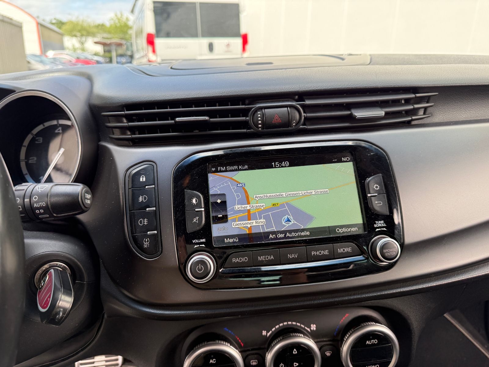 Fahrzeugabbildung Alfa Romeo Giulietta QV Line XENON NAVI ALU