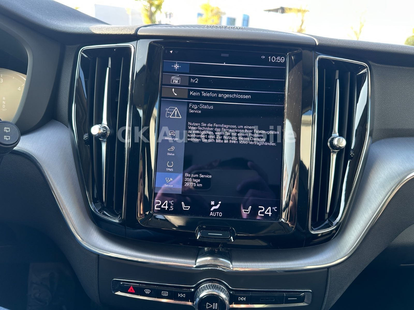 Fahrzeugabbildung Volvo XC60 B4 Momentum Pro AWD/Navi/Leder/Pano/LED/Kam