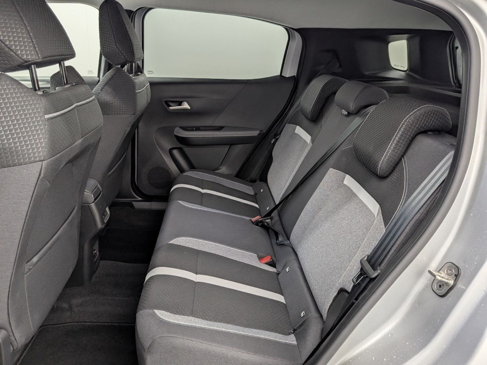 OPEL Frontera  1.2 GS Hybrid Navi LED Kamera – Bild 9