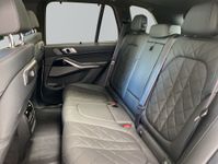 BMW X5 M60 - Vorschau Bild 9