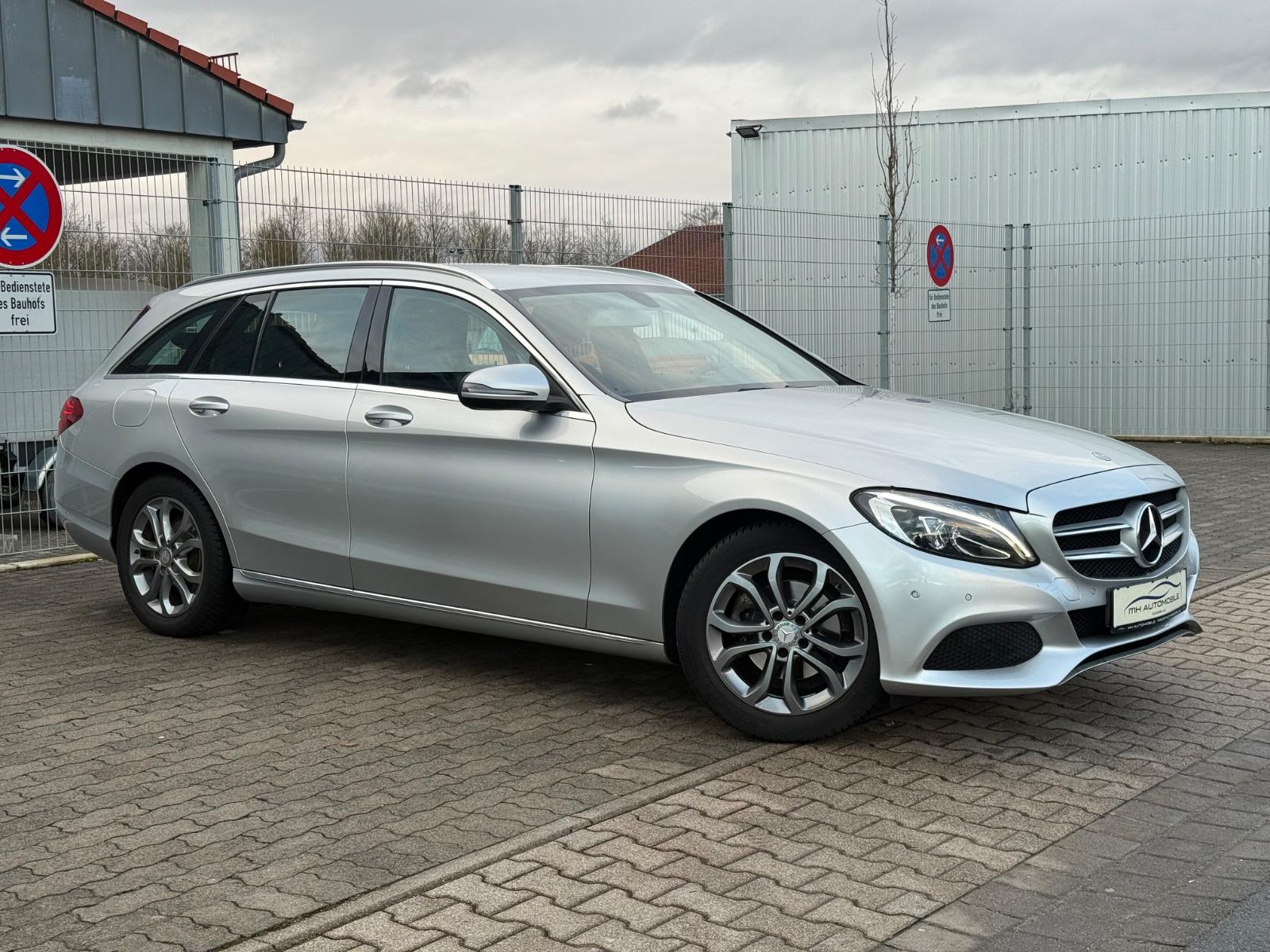 Mercedes-Benz C180*SHZ*KLIMA*NAVI*AHK*LED*TÜV*TEILLEDER*