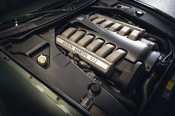 2001 Aston Martin DB7 缩略图 14