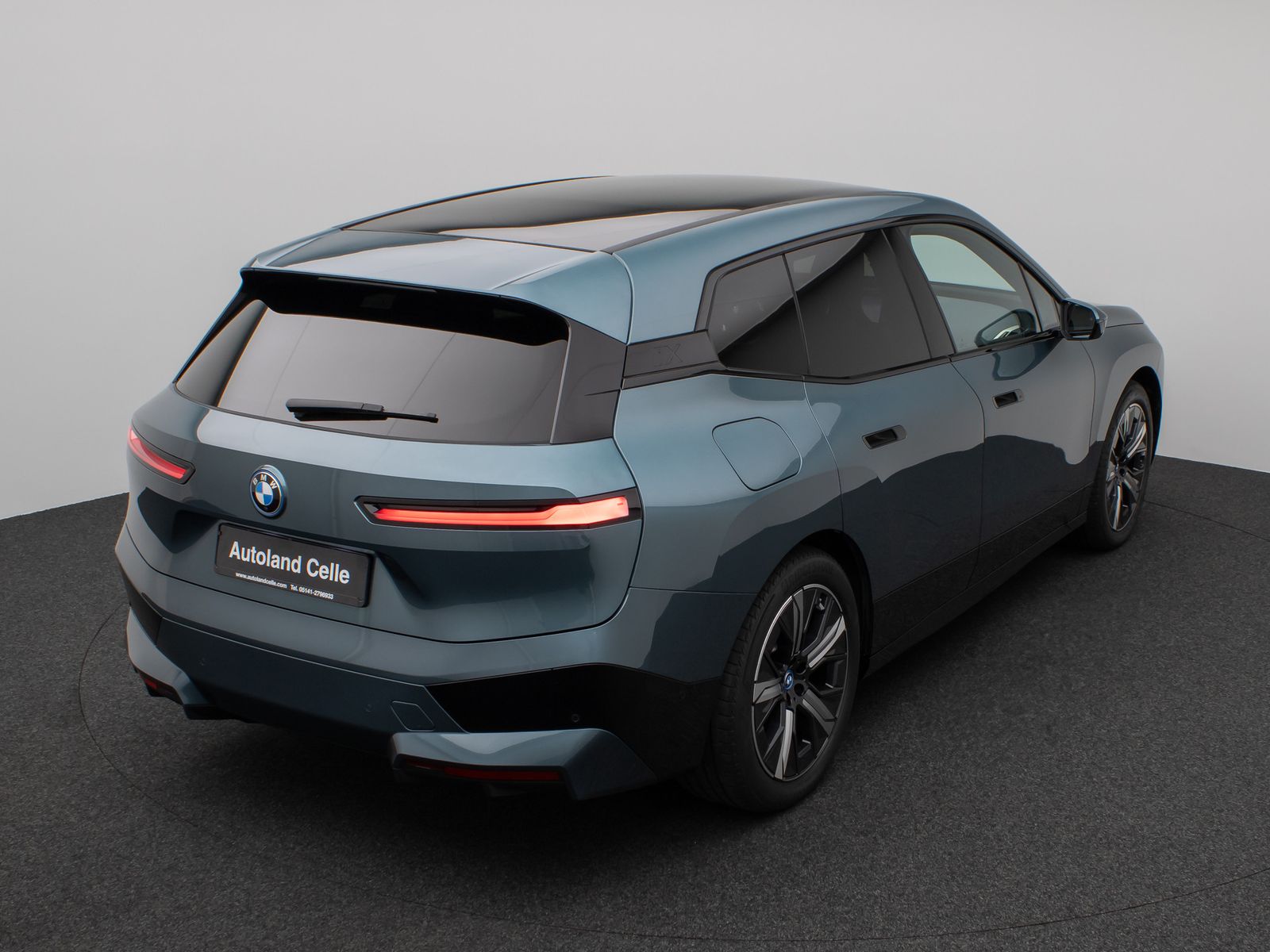 Fahrzeugabbildung BMW iX xD40 Sport Panorama 360° Laser DAB H/K 21Zoll