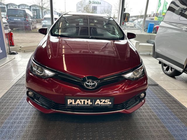 Toyota Auris Touring Sports Team D