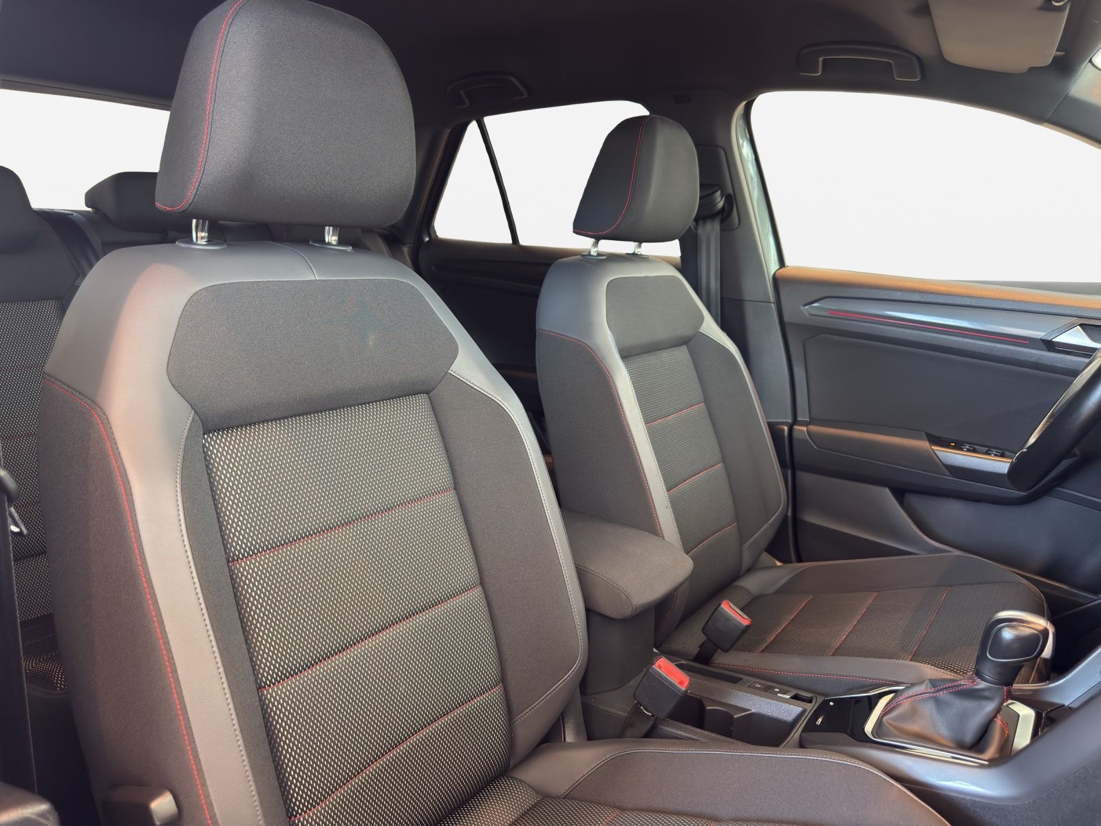 Volkswagen T-Roc - Bild 10
