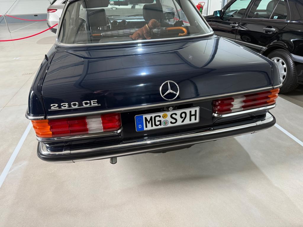 Mercedes-Benz CE 230