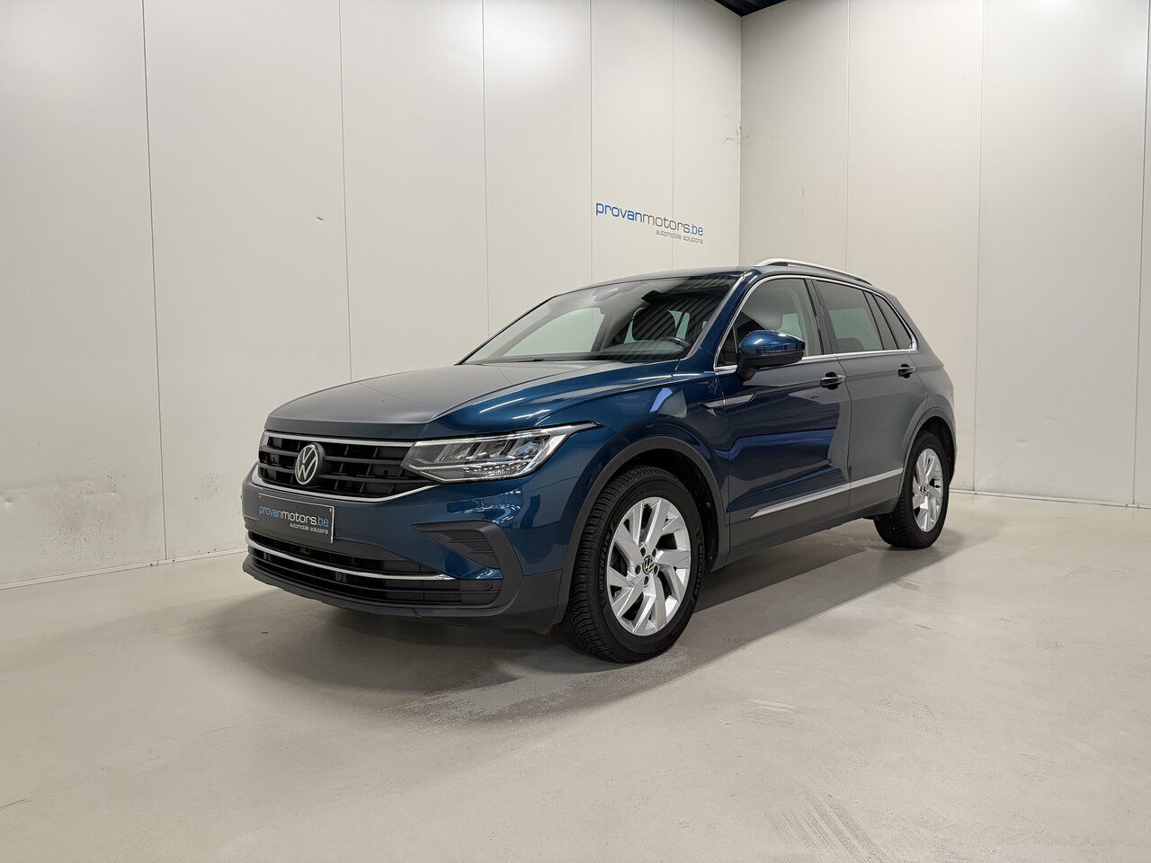 Volkswagen Tiguan Facelift 2.0 TDI Autom. - Pano - Topstaat