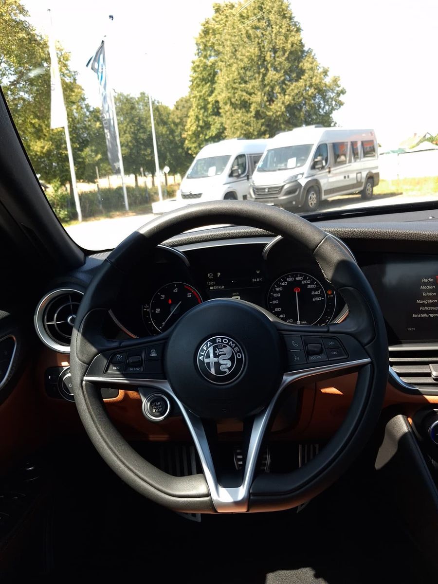 Fahrzeugabbildung Alfa Romeo Giulia B-Tech