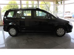 Fahrzeugabbildung Volkswagen Touran Trendline,Bastler Fahrzeug