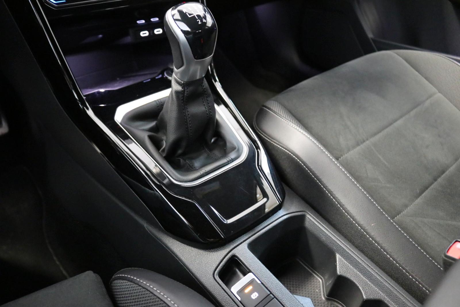 Volkswagen T-Roc R-Line Kamera IQ Light Virtual ACC DAB+, миниатюра 18