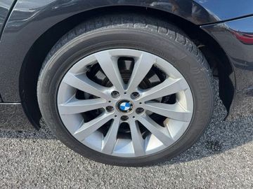 BMW 320 - 5