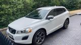 Volvo XC60 D5 AWD Momentum R Design  - gebrauchte Volvo XC60 aus dem Jahr 2013