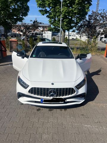 MERCEDES-BENZ CLS 220 d -