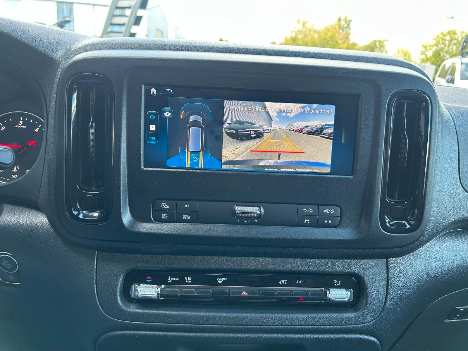 Fahrzeugabbildung Mercedes-Benz Vito 116 CDI 9G AHK2,5to Klima LED Kamera