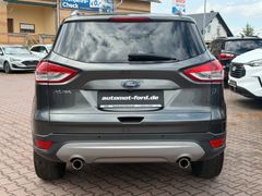 FORD Kuga Titanium*Xenon*Sitzh.*Navi*Klima*