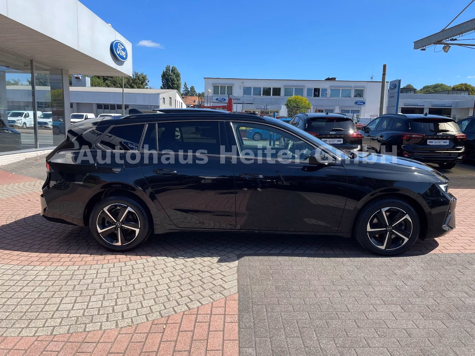 Opel Astra 1.2 ST GS / Schiebedach+360°+Head-UP, миниатюра 7