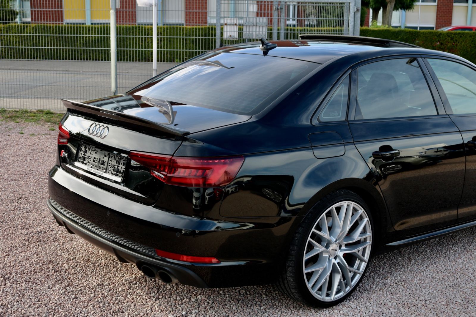 Audi S4 Lim. 3.0 TFSI quattro/MEMORY/MASSAGE/CARBON foto 10