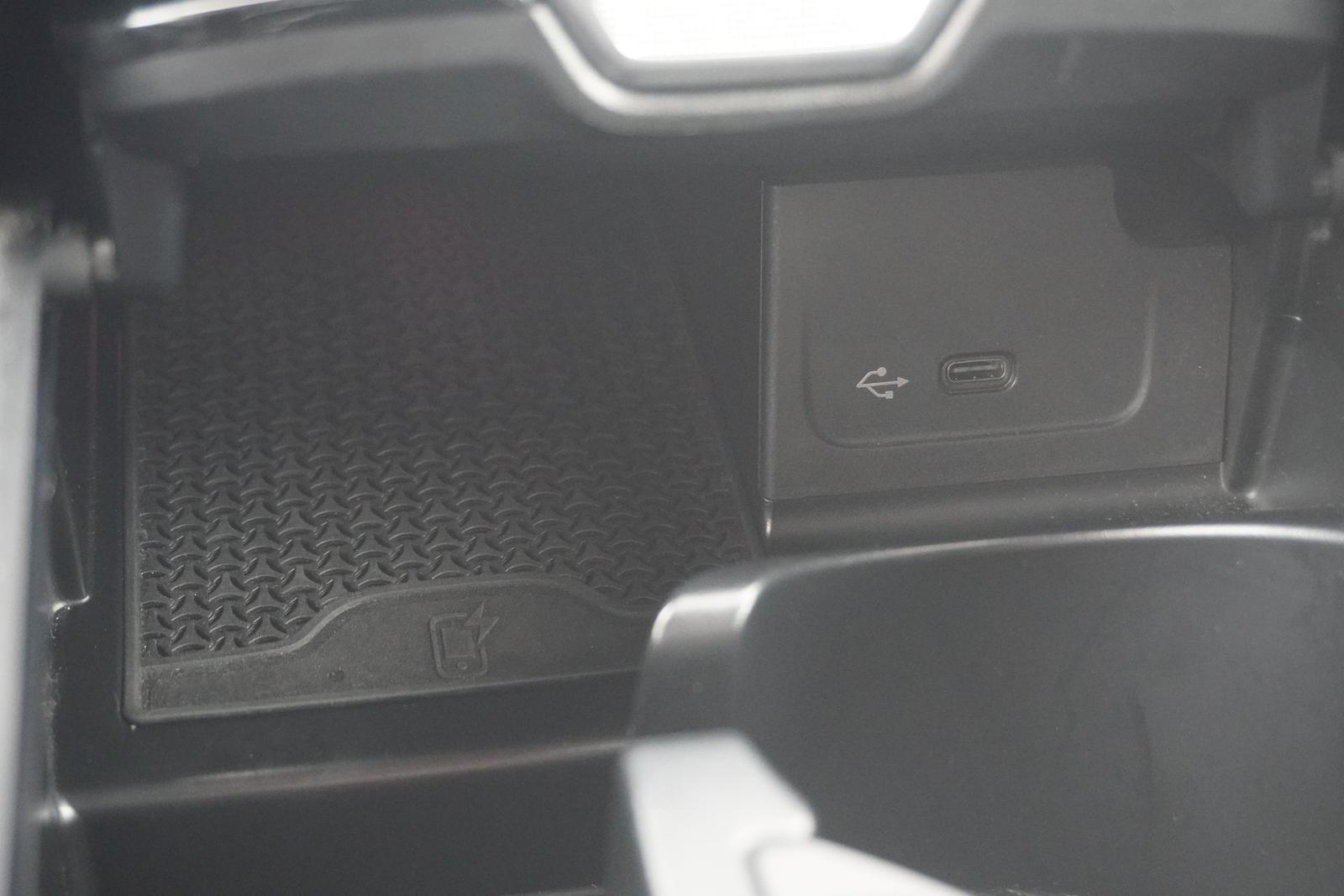 Mercedes-Benz C-Class C200 d T Avantgarde 9G-Tronic LED Navi Teilleder, миниатюра 24