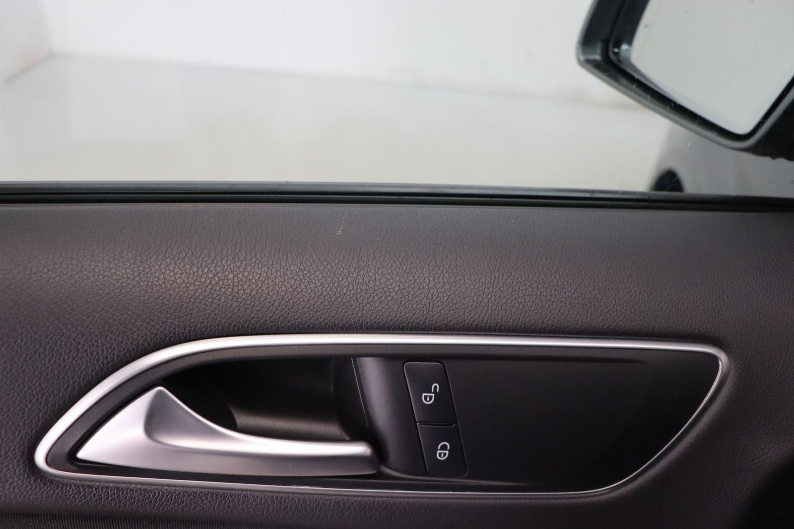 Fahrzeugabbildung Mercedes-Benz B 200 BlueEFFICIENCY * Bi-Xenon * Sitzhzg. * PDC