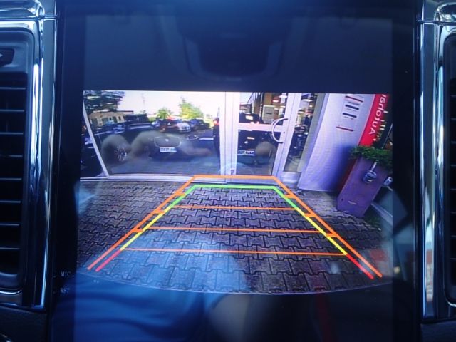Fahrzeugabbildung SWM G05 Pro El. Panodach Leder digitales Cockpit App