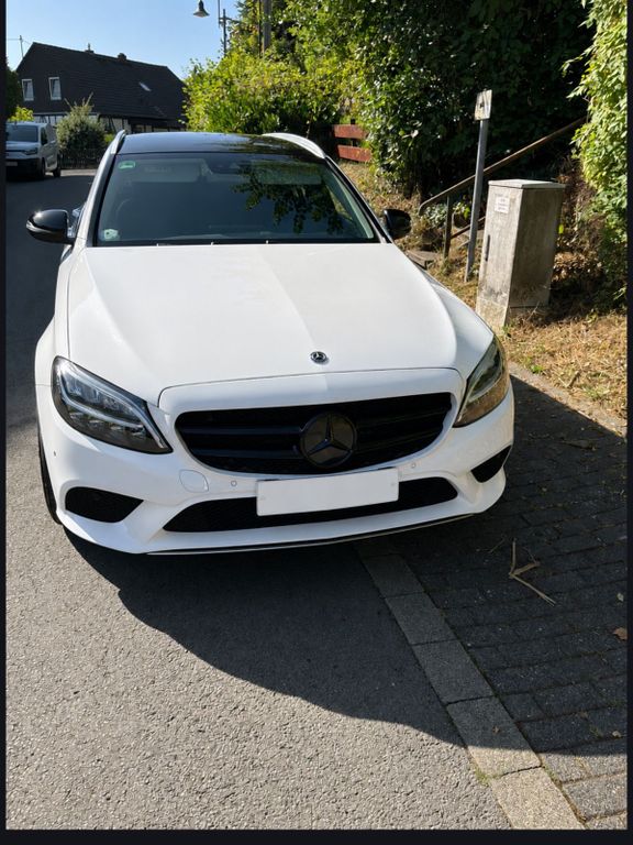 Image of Mercedes-Benz C 220