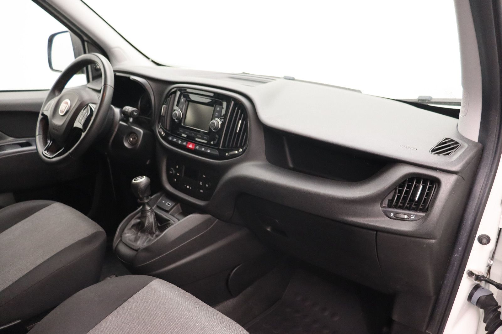 Fahrzeugabbildung Fiat Doblò SX 1.6 Maxi Kasten