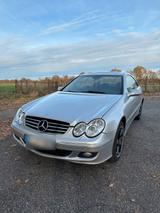 Mercedes-Benz Mercedes Benz CLK200 - gebrauchte Mercedes-Benz CLK 200 aus dem Jahr 2009
