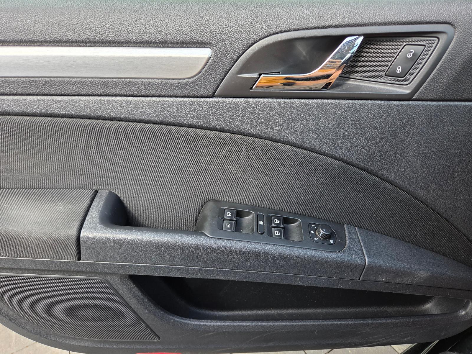 Skoda Superb 2014 — photo 15