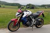 Honda CB 1000 r Tricolor SC60 - HONDA WEIß