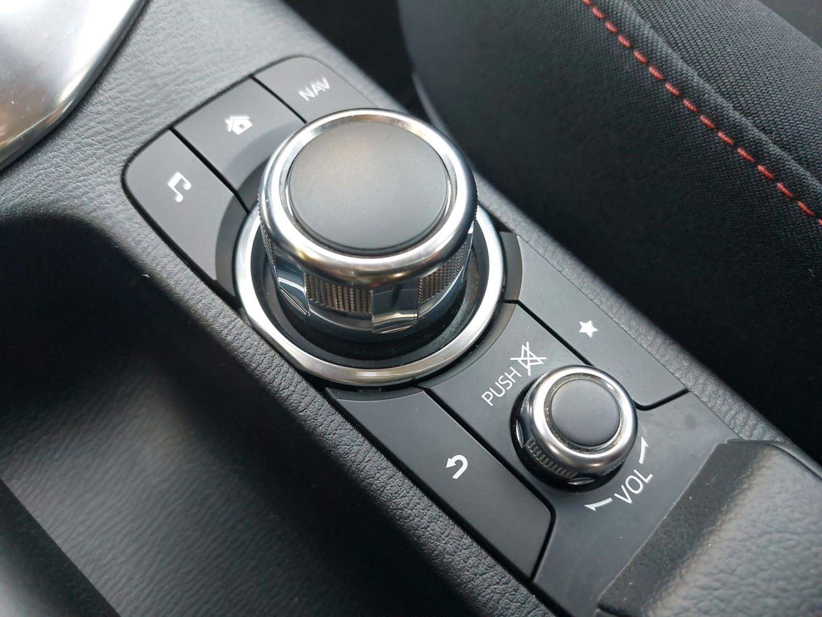 Mazda SPORTS-LINE SHZ PDC NAVI TEMPOMAT BLUETOOTH