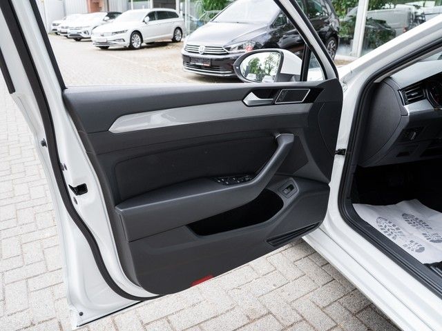Passat Variant Business TDI DSG AHK ACC