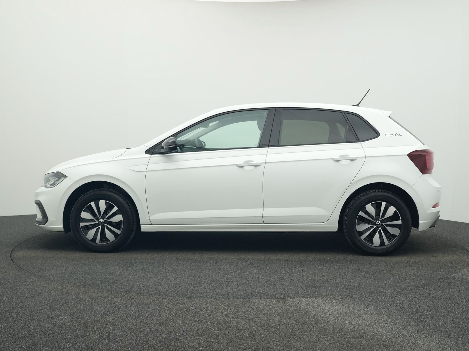 Volkswagen Polo 1.0 TSI DSG Goal LED NAVI SHZ ACC RÜCKFAHRK imagem 3