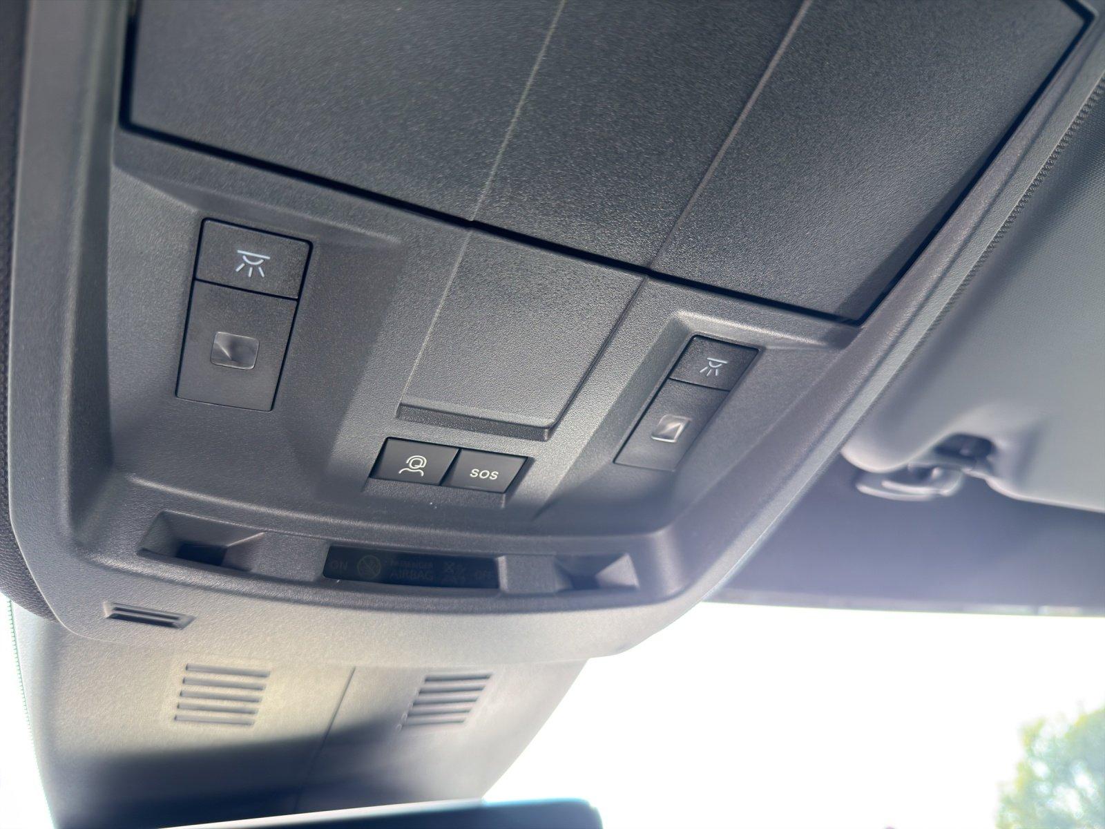 Peugeot 3008 GT 210 Kam.+KeyLess+LED+Navi