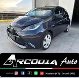 Toyota Aygo 1.0 VVT-i 69 CV 5 porte x-clusiv - Toyota Aygo (X): Clusiv