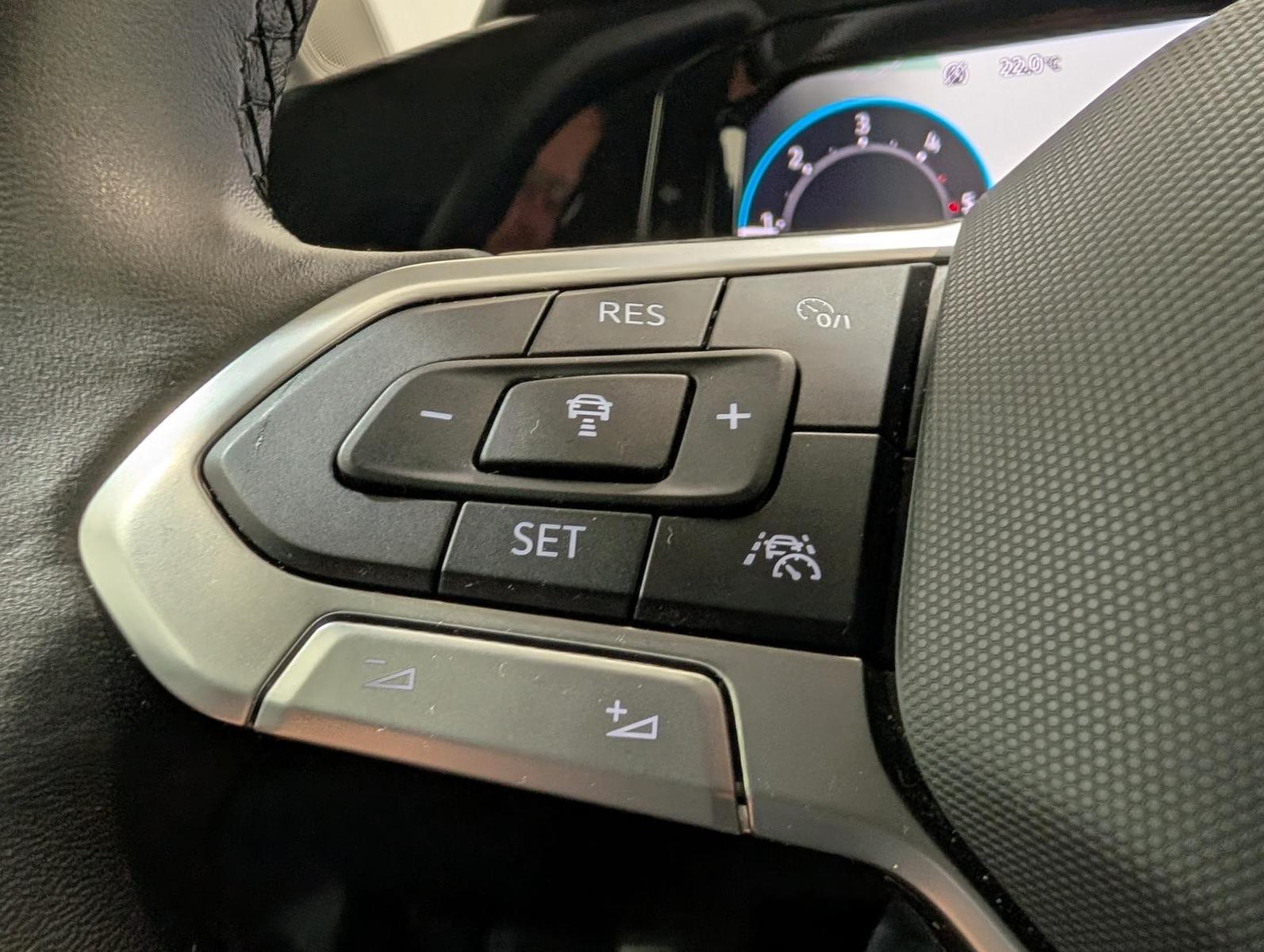 Volkswagen Golf 2.0 TDI DSG Life LED virt.Cock Navi ACC RFK, миниатюра 24