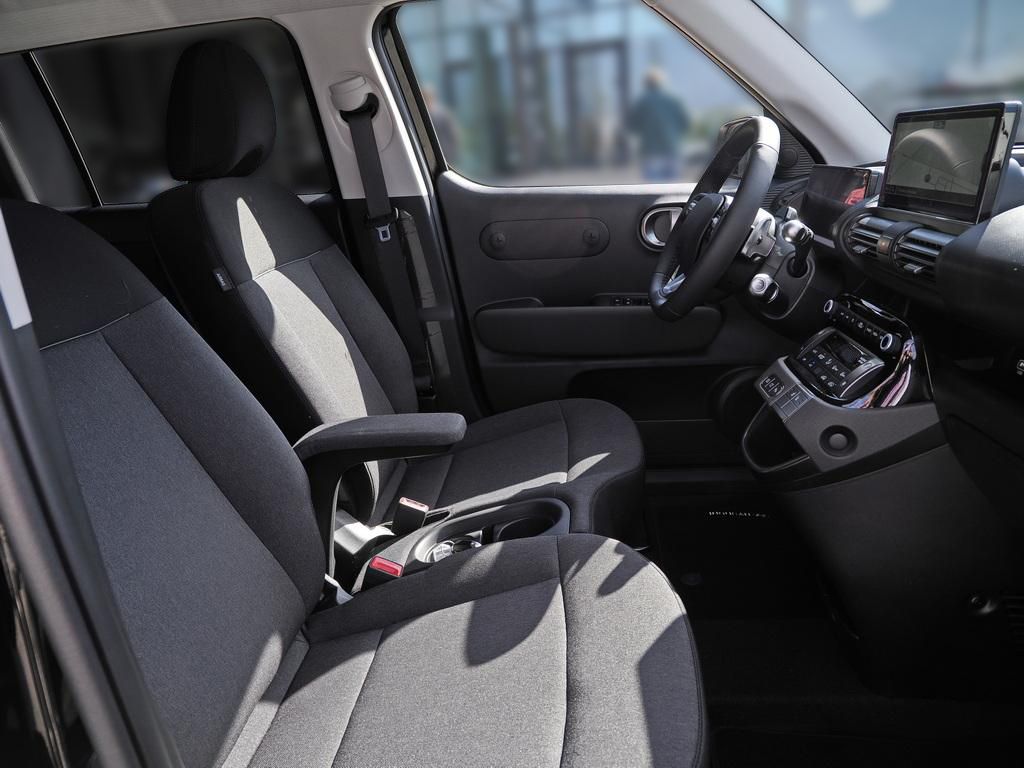 Fahrzeugabbildung Hyundai INSTER EV TREND Effizienz-Paket Assistenz-Paket