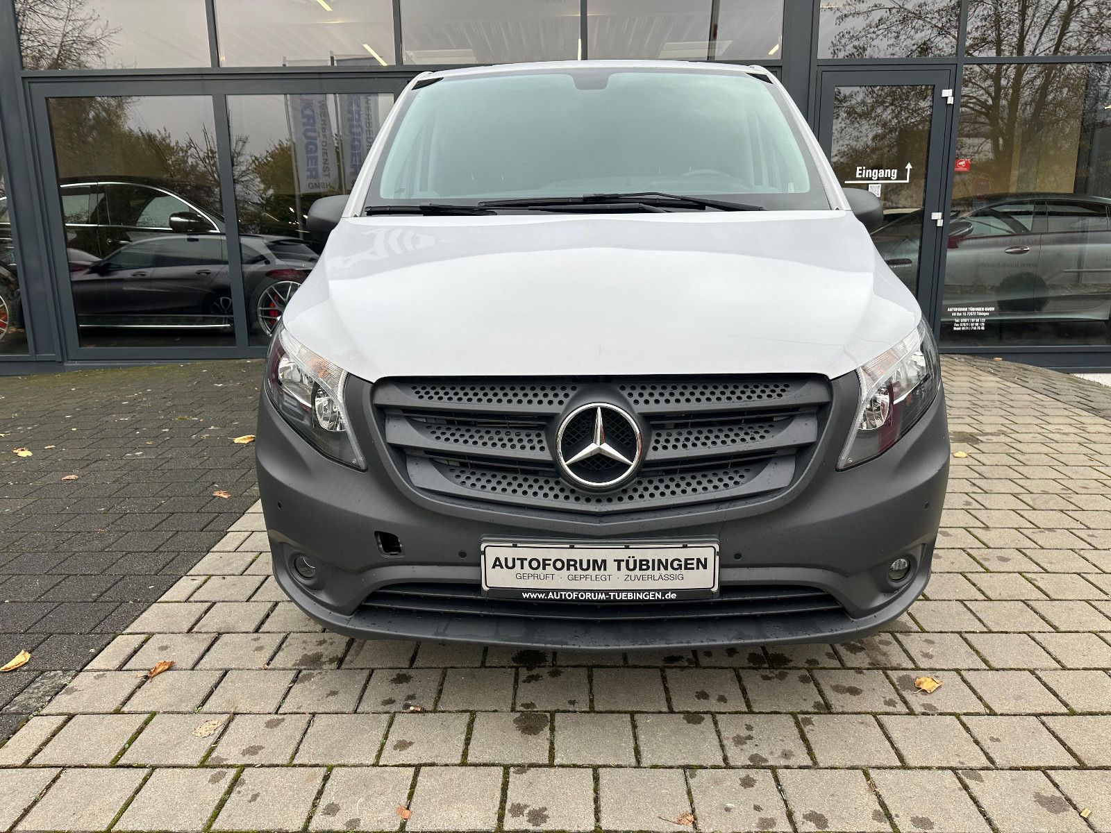 Fahrzeugabbildung Mercedes-Benz VITO 114 4Matic LANG *NAVI*KLIMA*SH*AHK*SORTIMO*