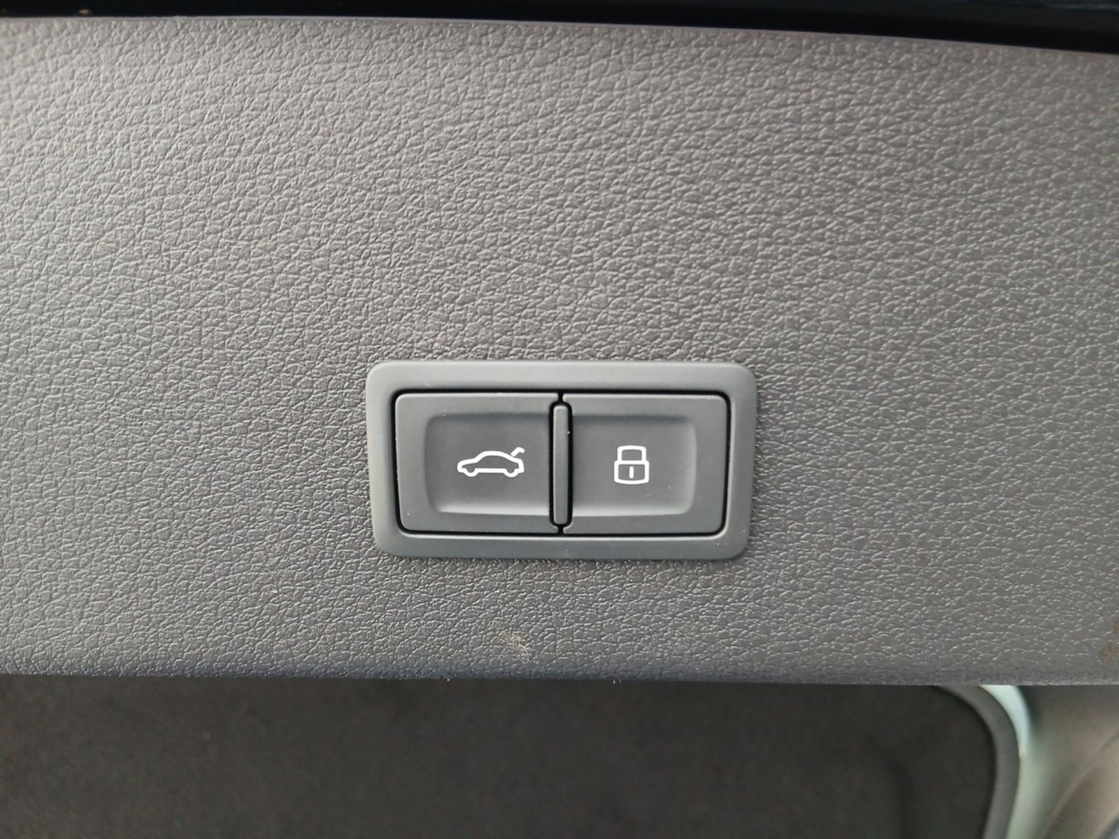 Audi e-tron - Bild 25