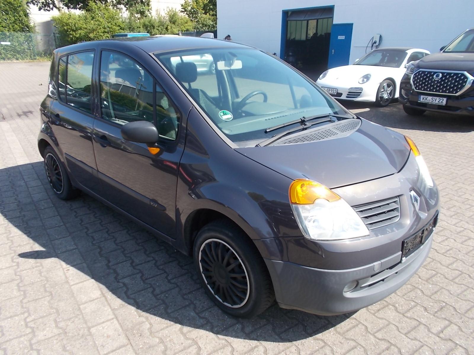 Renault Modus 2006 — interior