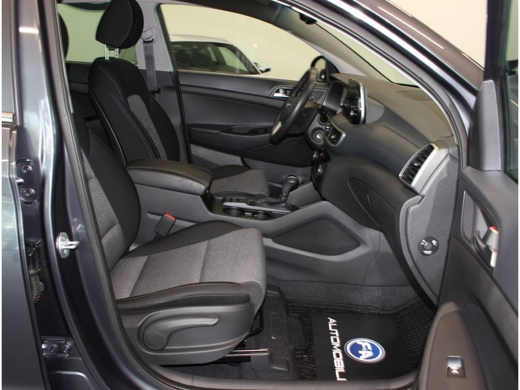 Fahrzeugabbildung Hyundai Tucson Style 4WD 1.6 *Navi*Kamera *LED*