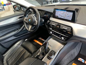 BMW 530 i Sport Line *HeadUP*Standh*LED*360*VOLL*